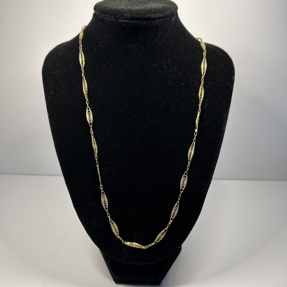 vintage trifari necklace gold tone filigree Swirl